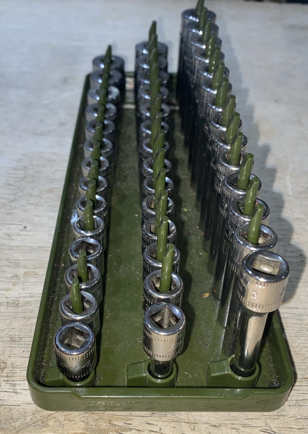 Snap-On (TMM4-STMM15) 42pc 1/4″ Drive 6pt Metric Flank Drive Deep Socket Set