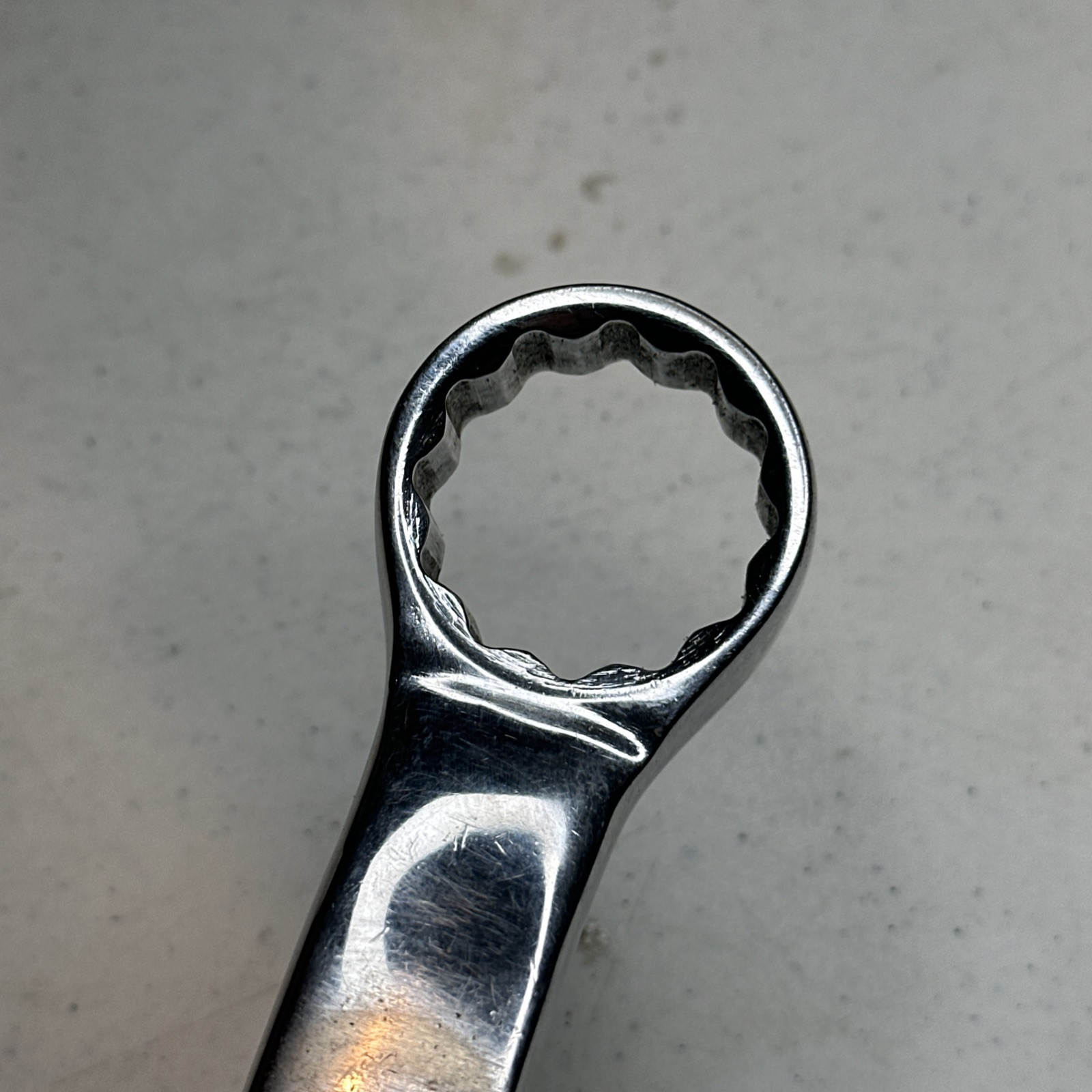 Snap-on XB4042 Offset Box Chrome Wrench 1-1/4in. x 1-5/16in. 12-Pt Snap On USA