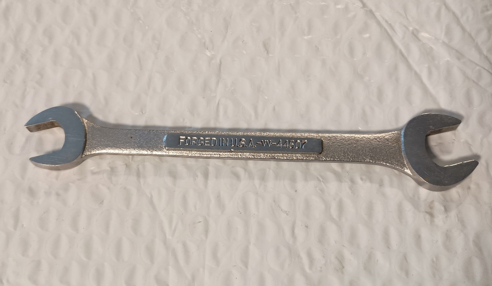 CRAFTSMAN TOOLS USA VV44507, 13MM x 15MM, DBL. OPEN END WRENCH, 7″ LONG.