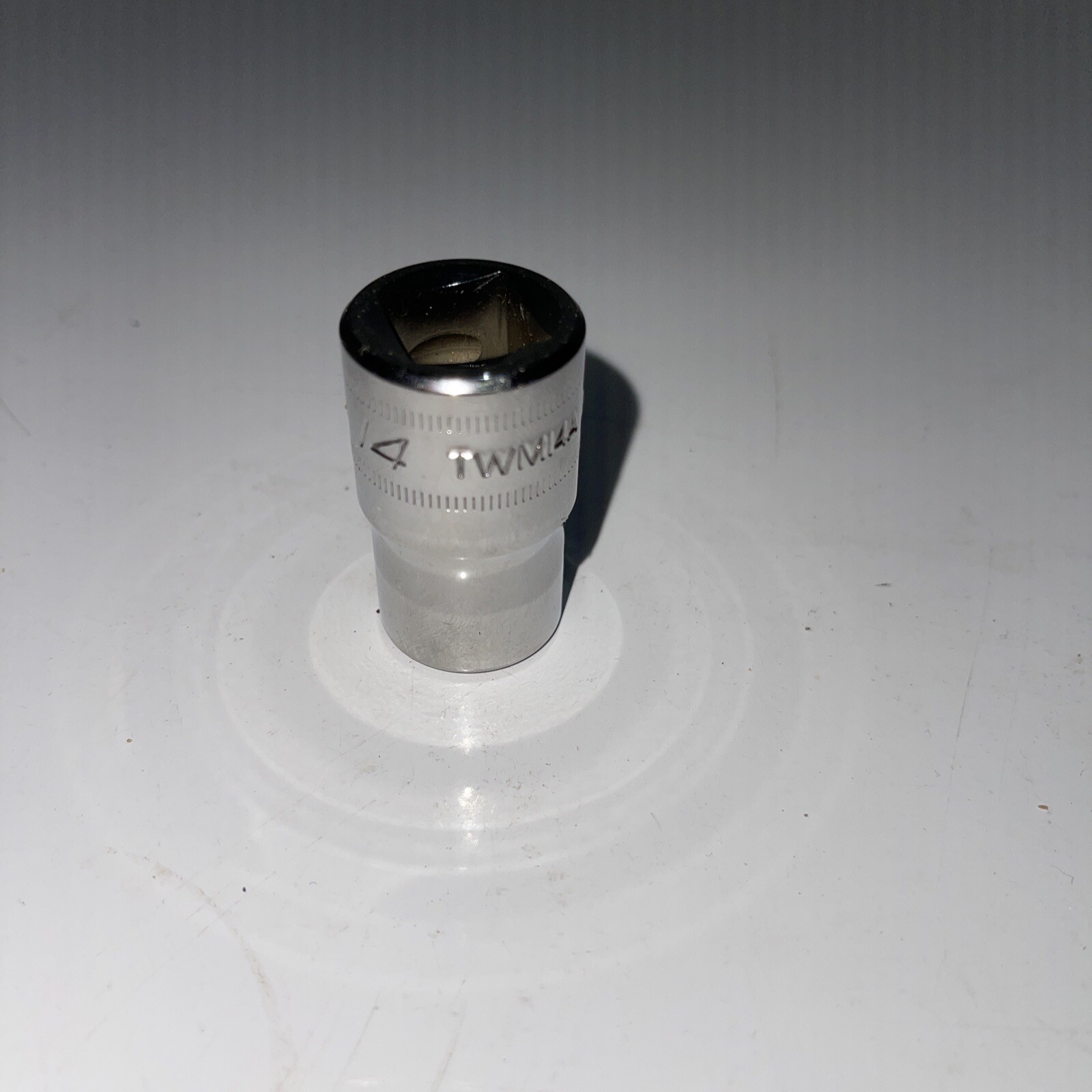 Snap-On Tools TWM14A 1/2″-Drive Metric 14mm Shallow 6-Point Chrome Socket