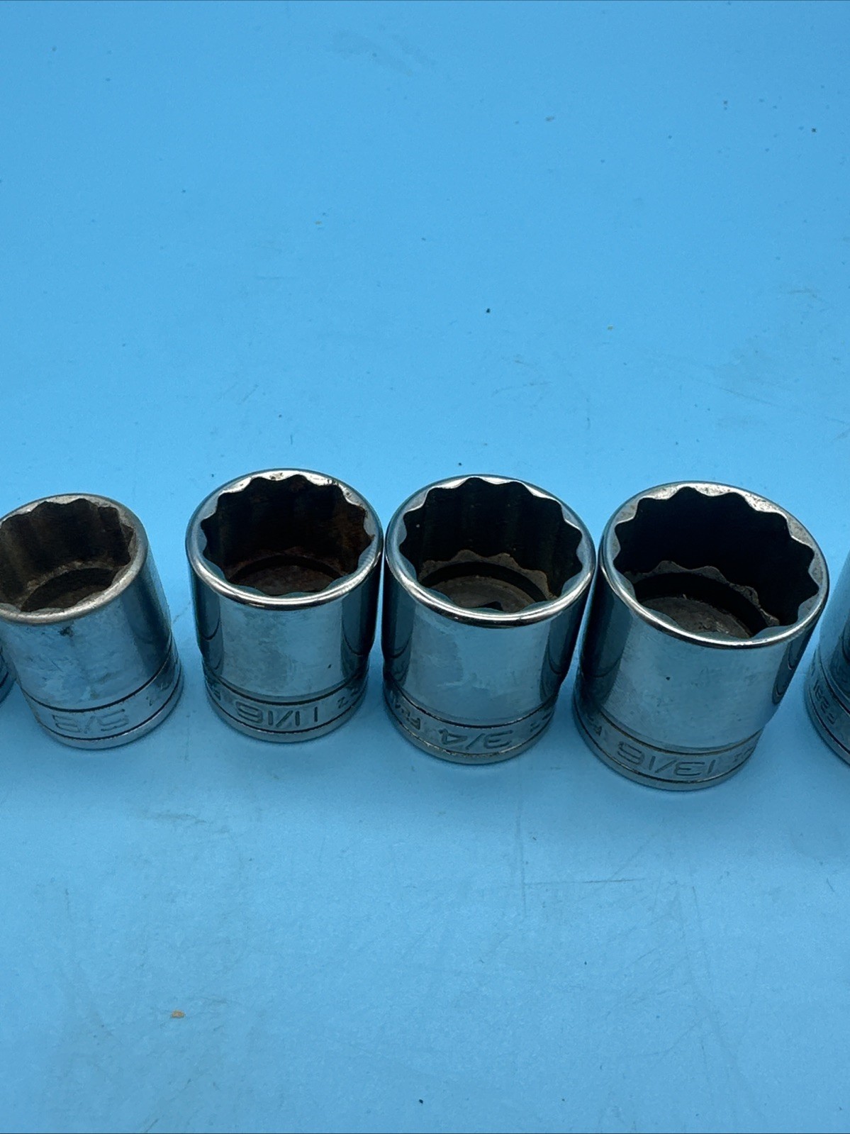 Snap-On Tools Socket Set 3/8″ Drive 1/4″ to 7/8″ 12 Point 12 Pieces