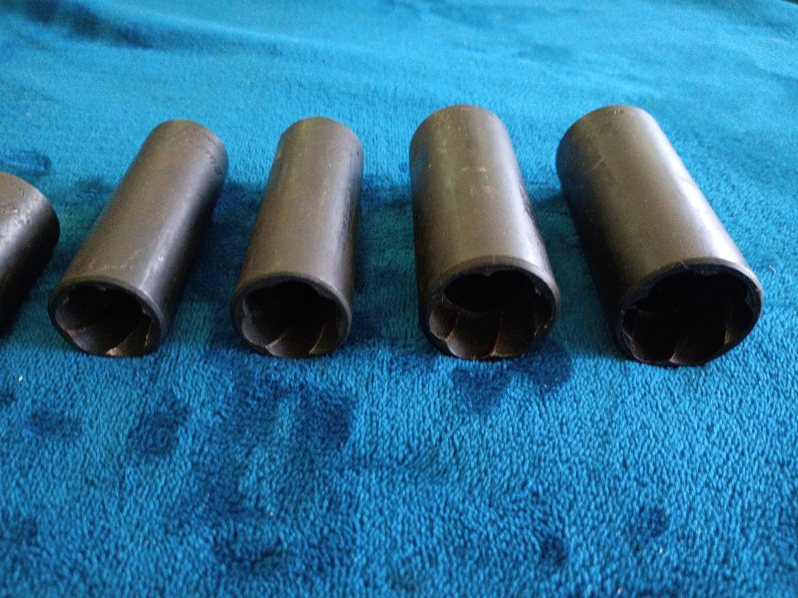 BLUE-POINT TOOLS 1/2″ DRIVE DEEP TWIST IMPACT SAE SOCKET SET 5pc.
