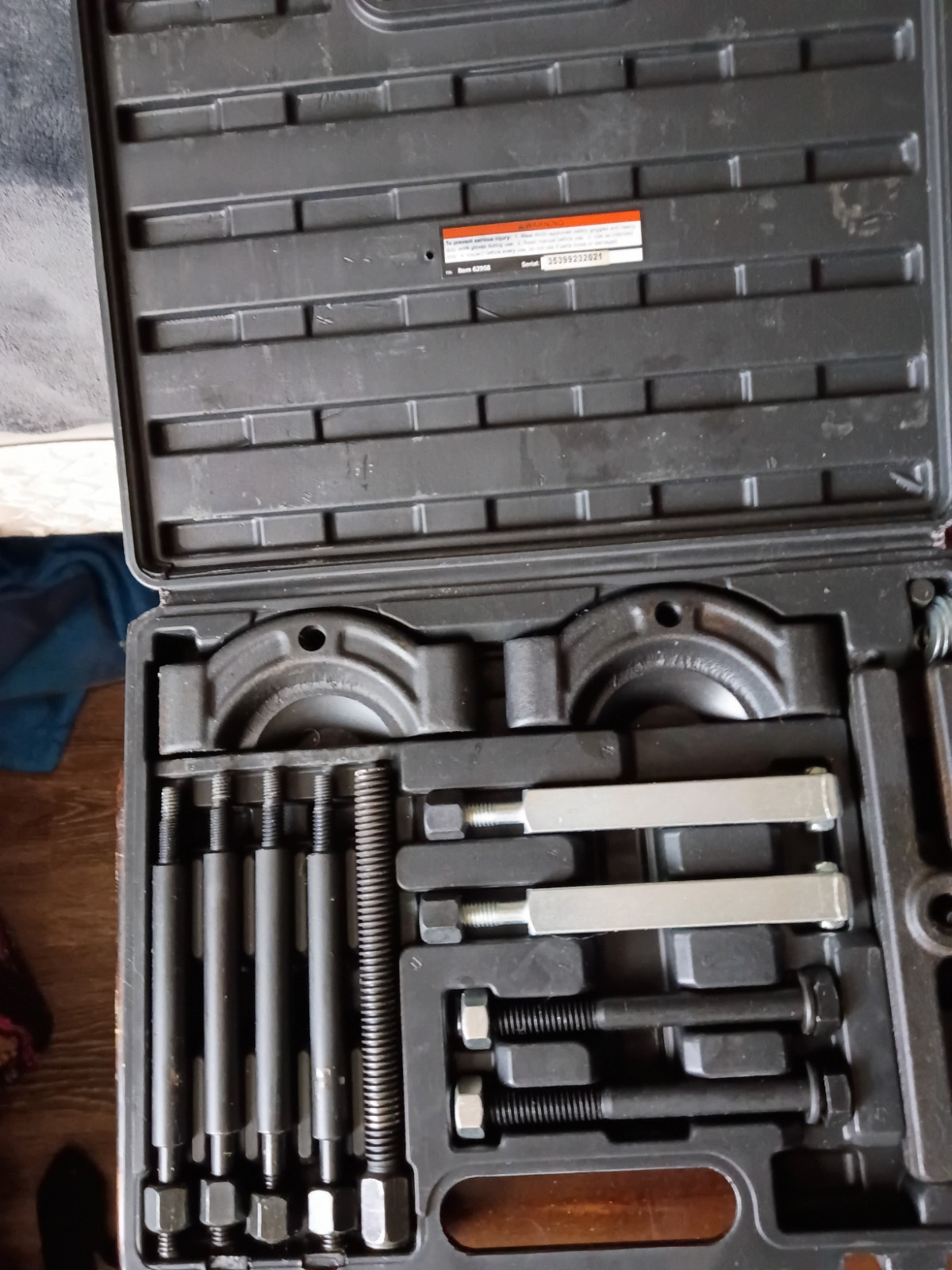 Pittsburgh Automotive Gear Puller Set Item 62958