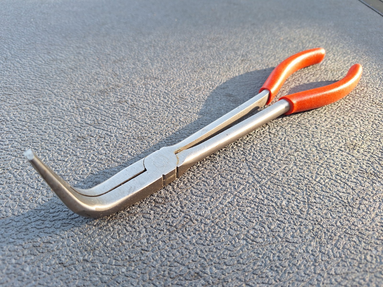 Snap On 490ACP 10″ Long 90 Deg Bent Red Soft Grip Needle Nose Pliers EXC!