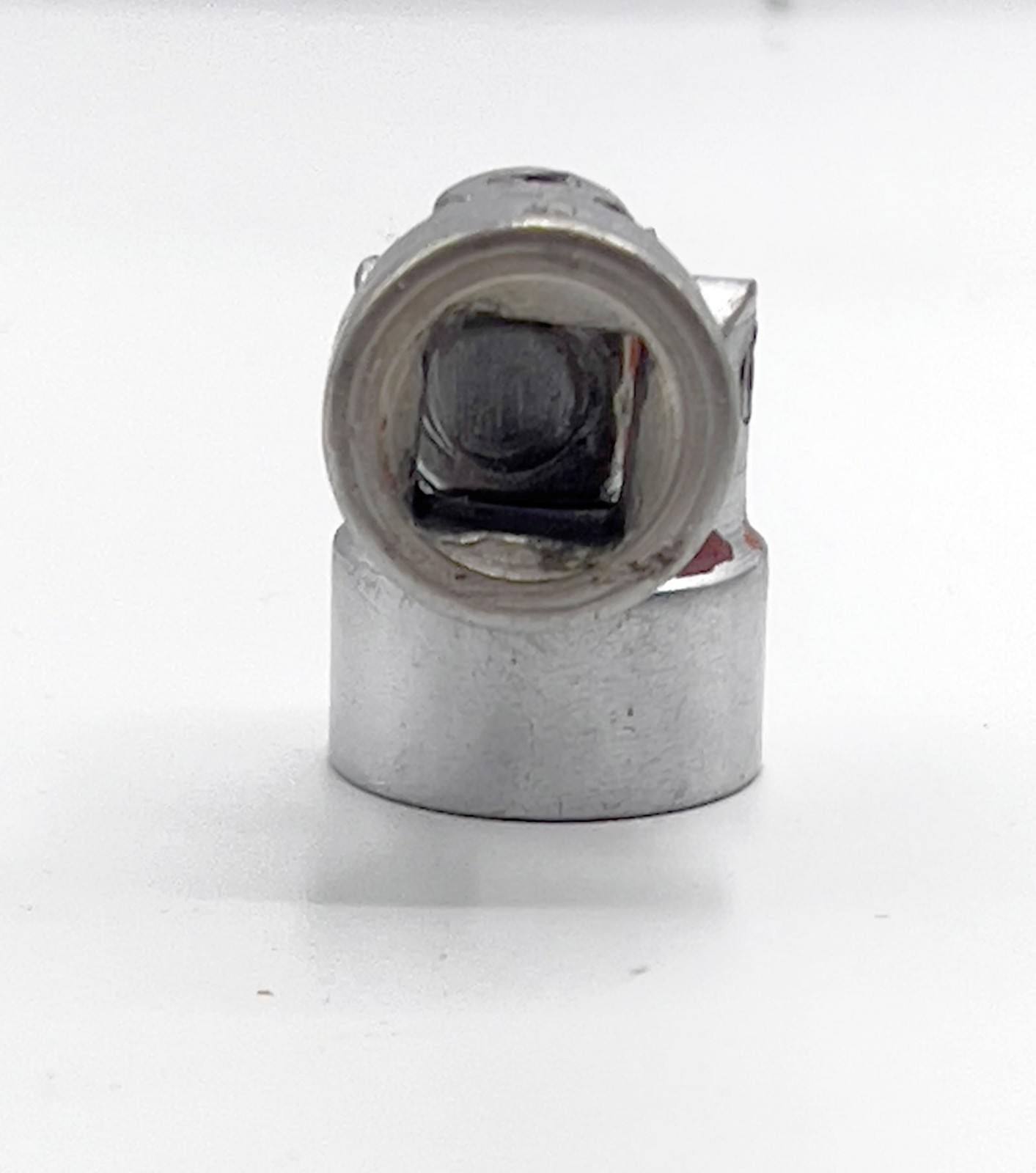 Craftsman 5/8″ Universal Swivel Socket 6 Point, 3/8″ Drive -V- Series Vintage