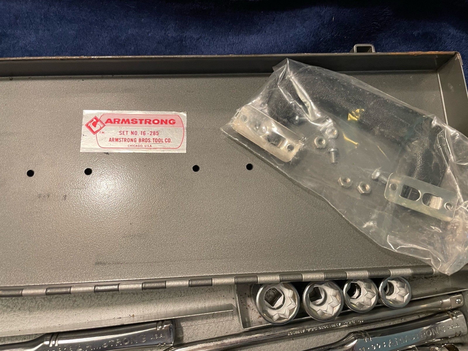 Armstrong 16-285 3/8” Socket Set
