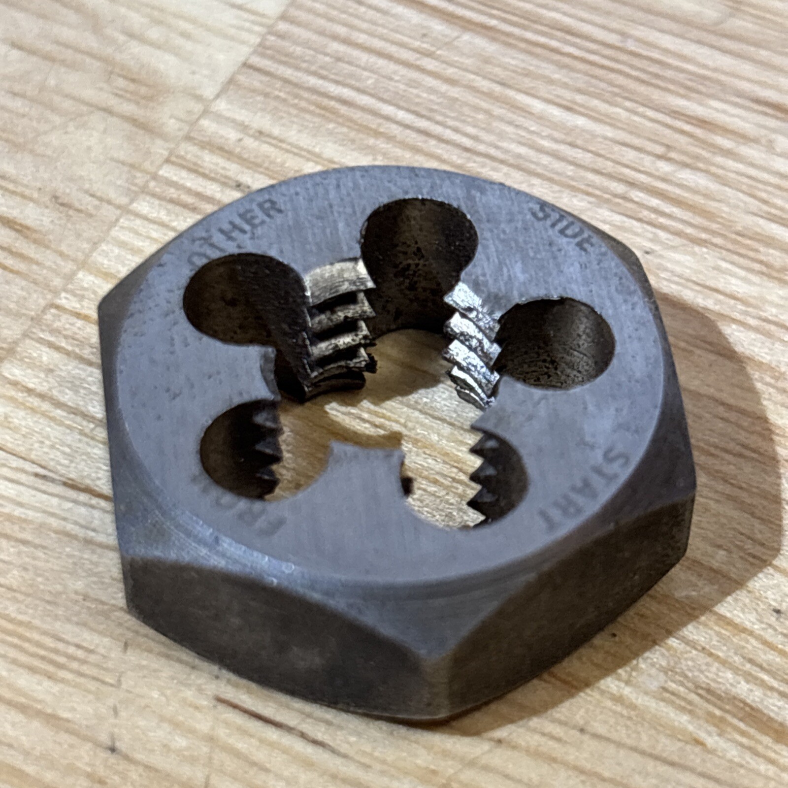 Matco 1/2-13″ NC Hex Die 1/2″ H1MT1213D for 124MATDS Tap and Die Set USA READ!
