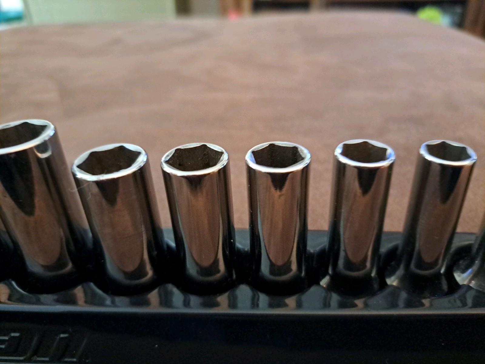 SNAP ON TOOLS 3/8″ DEEP SOCKET METRIC INCLUDES MAGNETIC TRAY