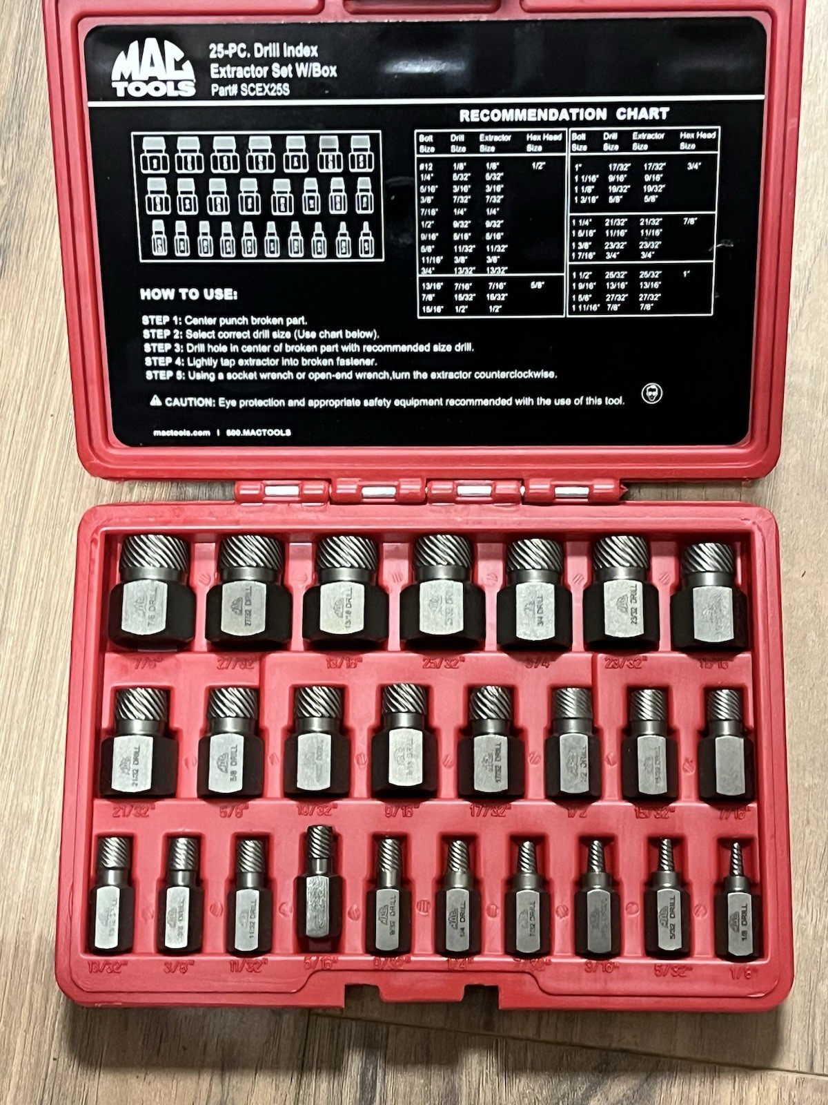 25-PC. Multi-Spline Screw Extractor Set