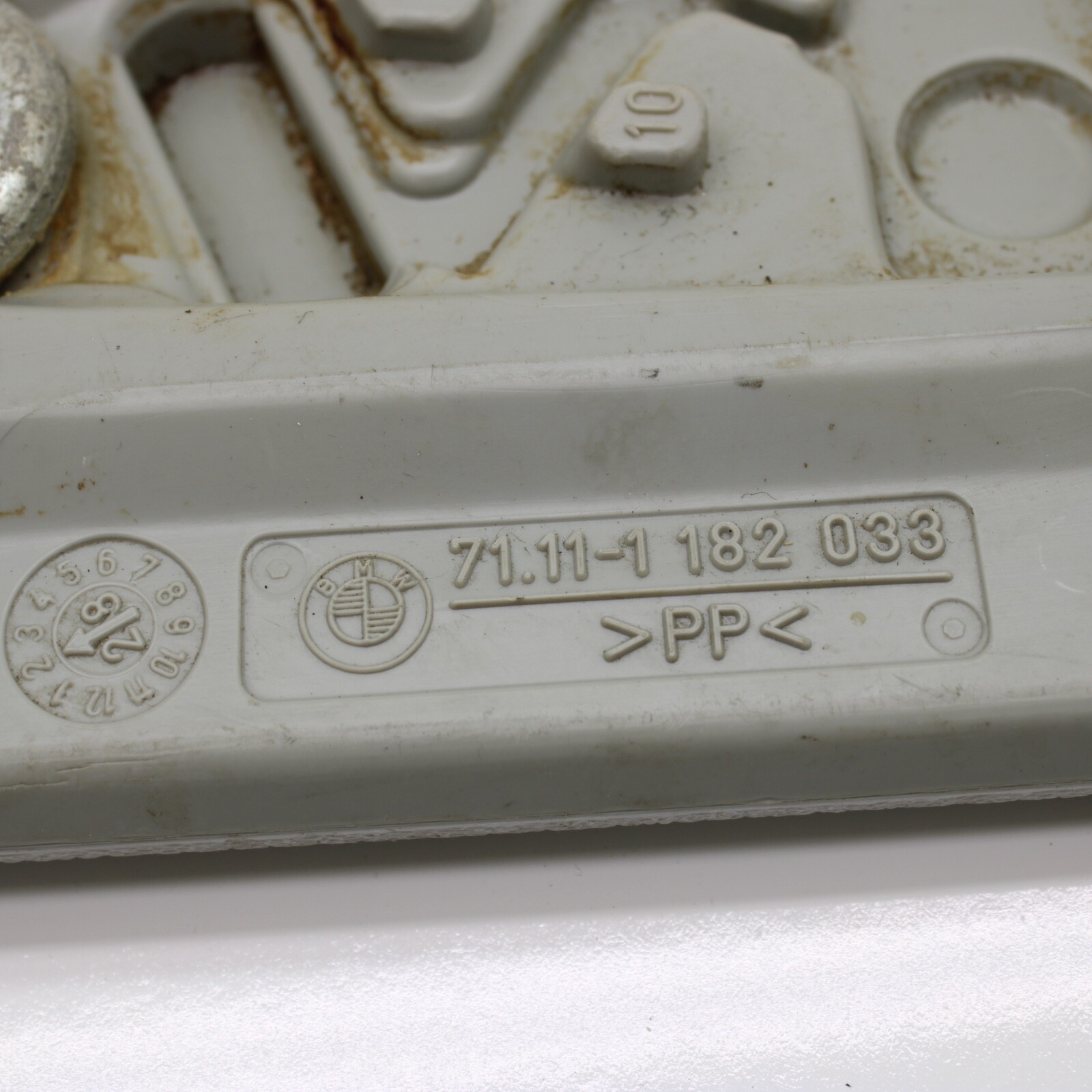 1992 – 1999 BMW TOOL CASE NESTING HOLDER PARTIALLY EMPTY 1182033