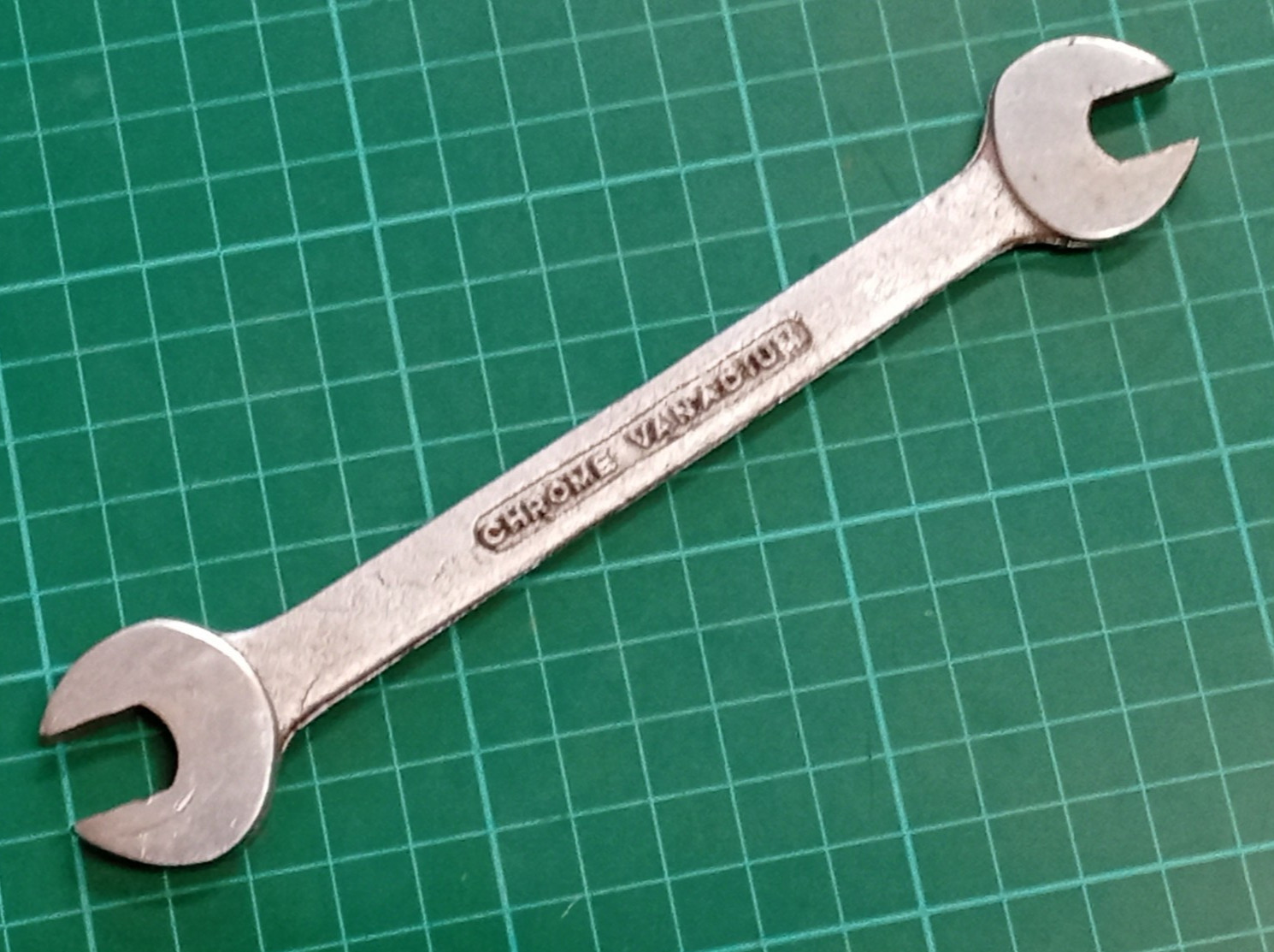 Vintage EAGLE, 9mm x 11mm, Chrome Vanadium Open Ended Spanner, Sheffield England