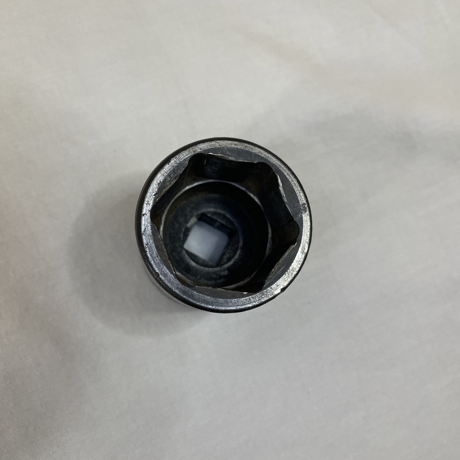 Snap-on Tools IM400 Impact Socket 1-1/4″ Black Oxide 1/2 Drive 6 Point 2003