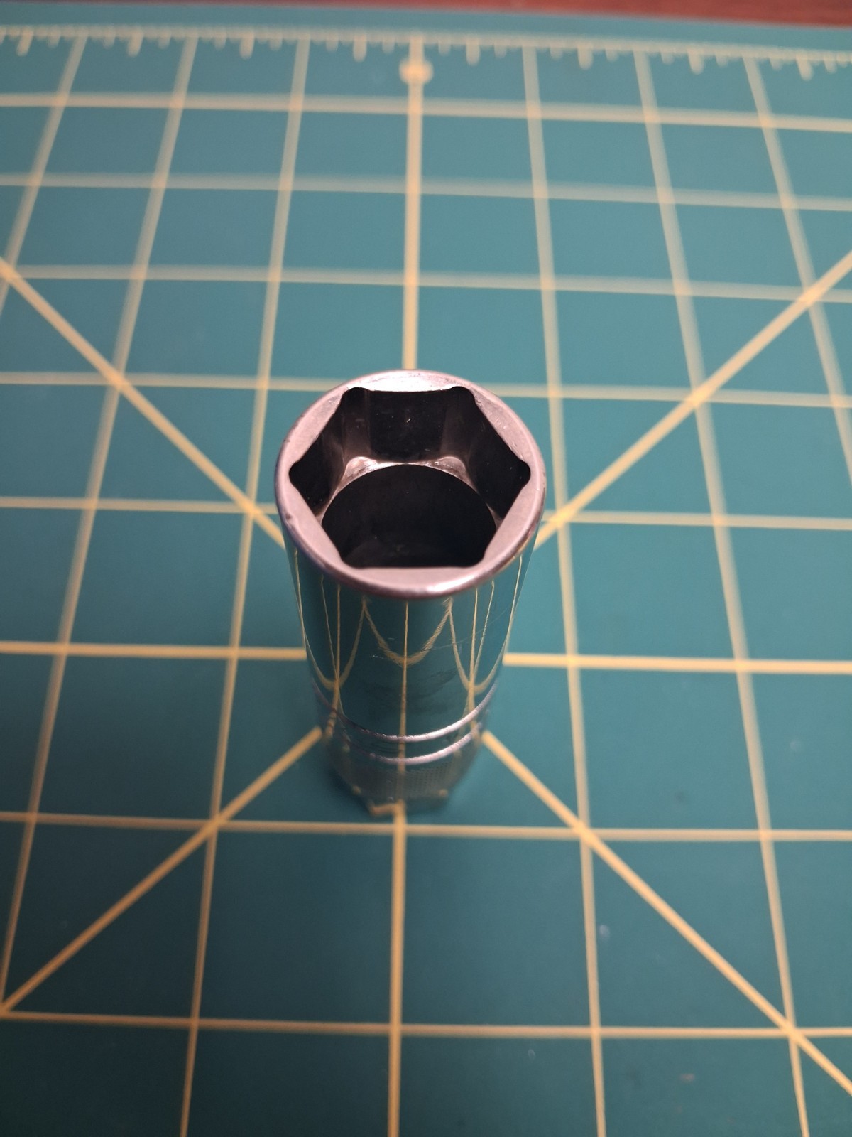 Snap On Tools 3/8″ Drive 5/8″ Retention Spark Plug Socket S9706KR USA 🇺🇸