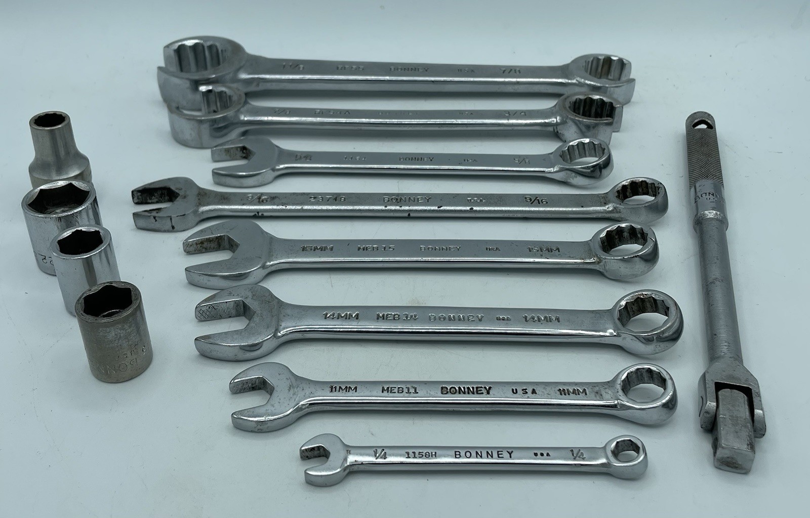 Bonney Tools 13-Piece Mixed Set with Wrenches, Sockets & 1/4″ Drive Breaker Bar