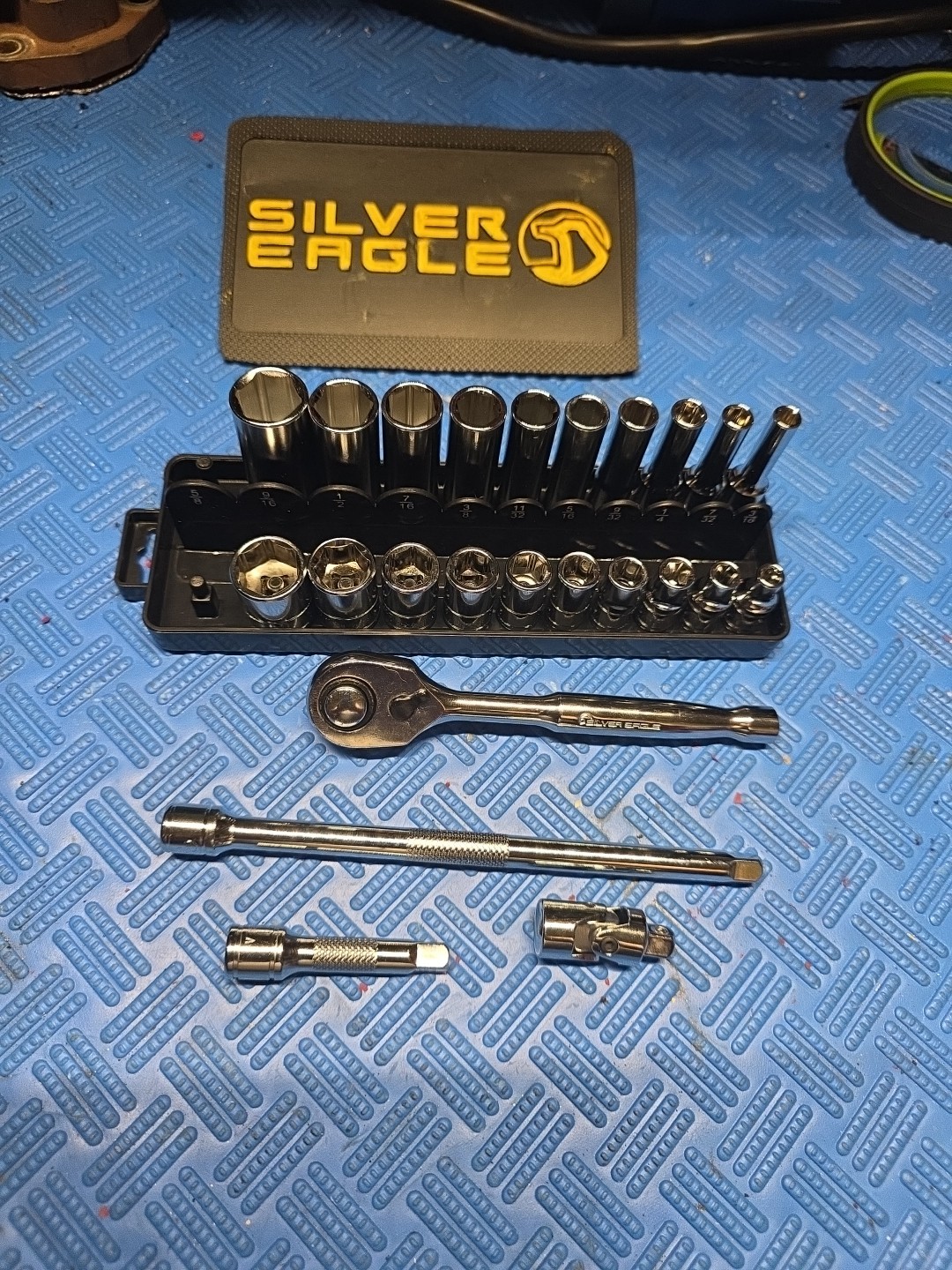 MATCO Tools Silver Eagle 1/4 dr SAE Socket Set Deep and Shallow