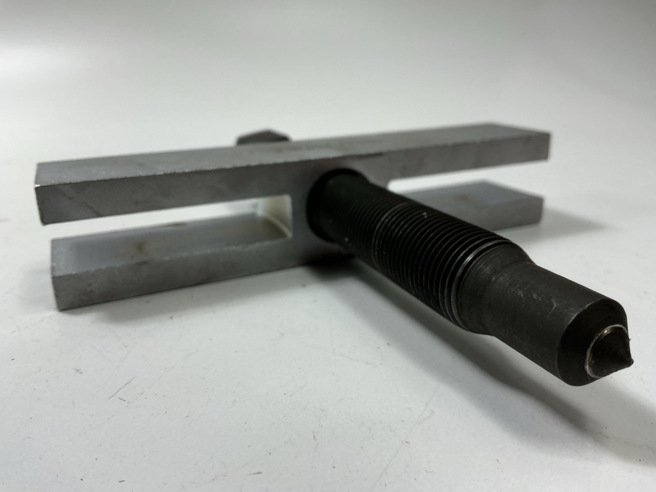 USED #27 – OEM TOOLS 27009 Timing Gear Puller Tool – Pull Timing Gears With Ease
