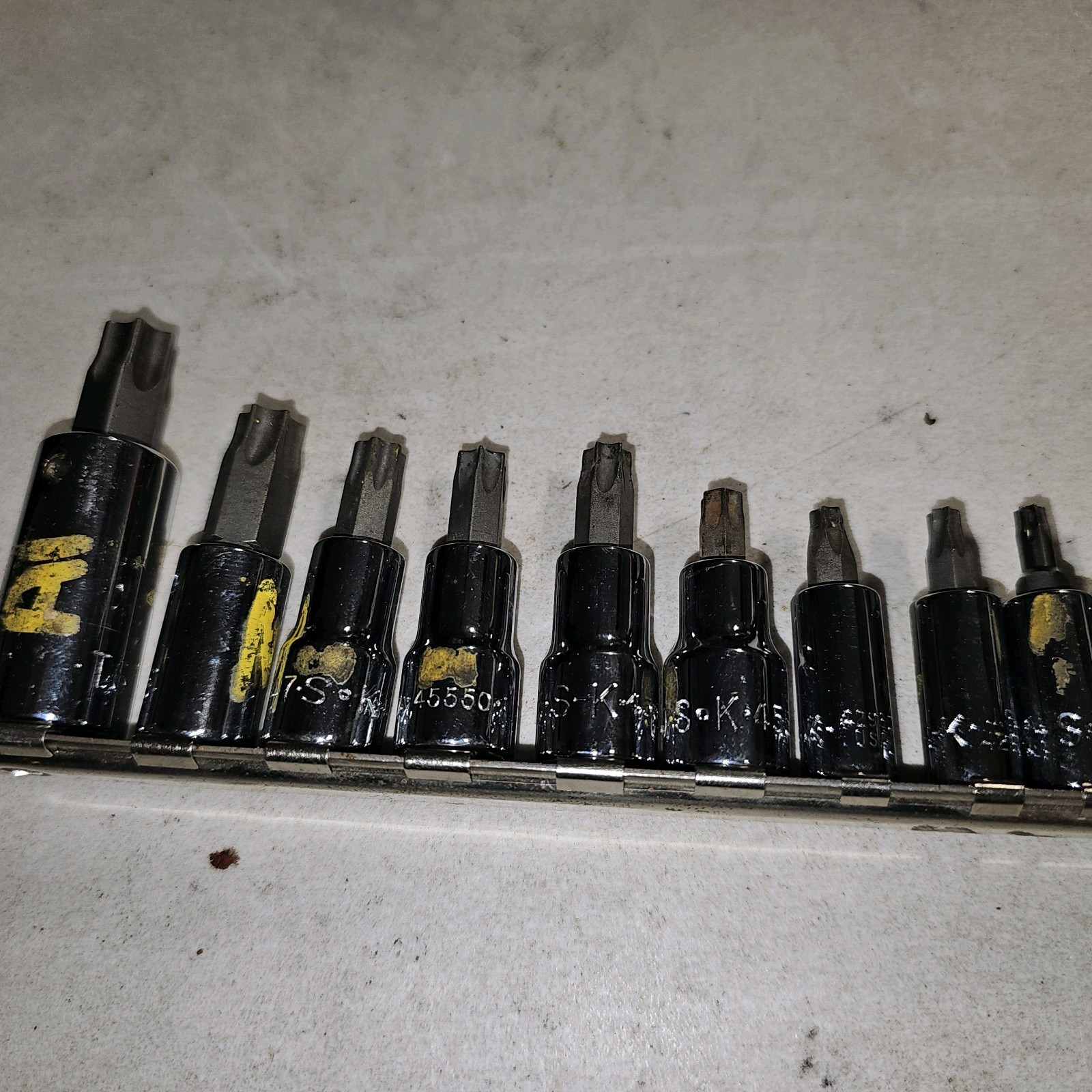 SK TOOL TORX SOCKET SET 1/2″ 3/8″ & 1/4″ DRIVE 13Pc Set T8 – T60