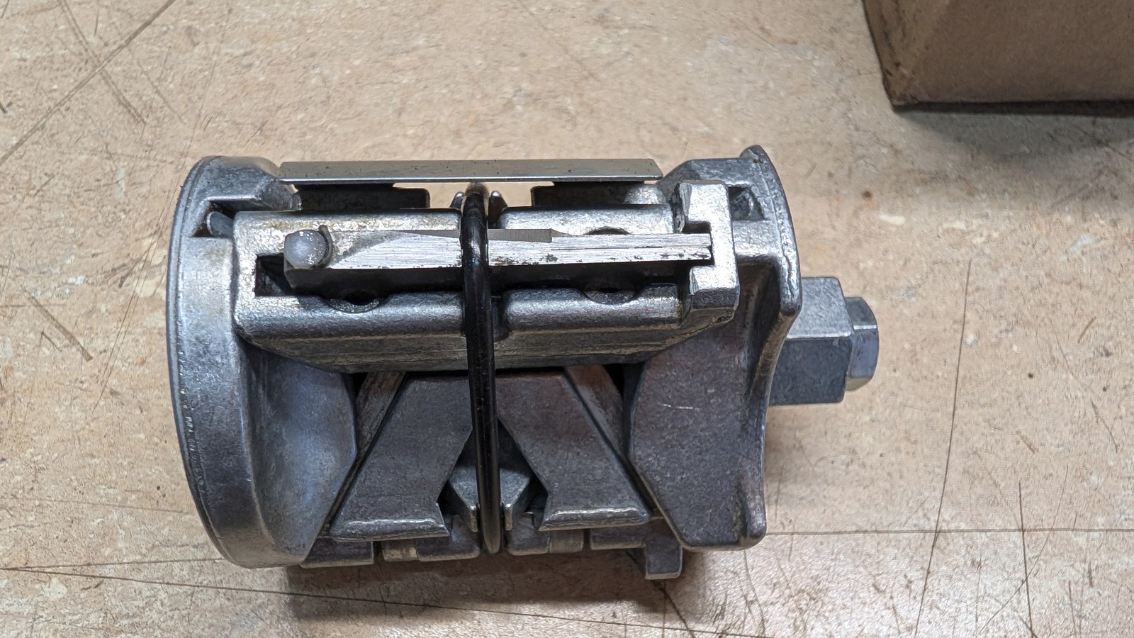 USED Lisle Tool 36500 Cylinder Ridge Reamer 201/16″ to 5-5/16″ Free Shipping US