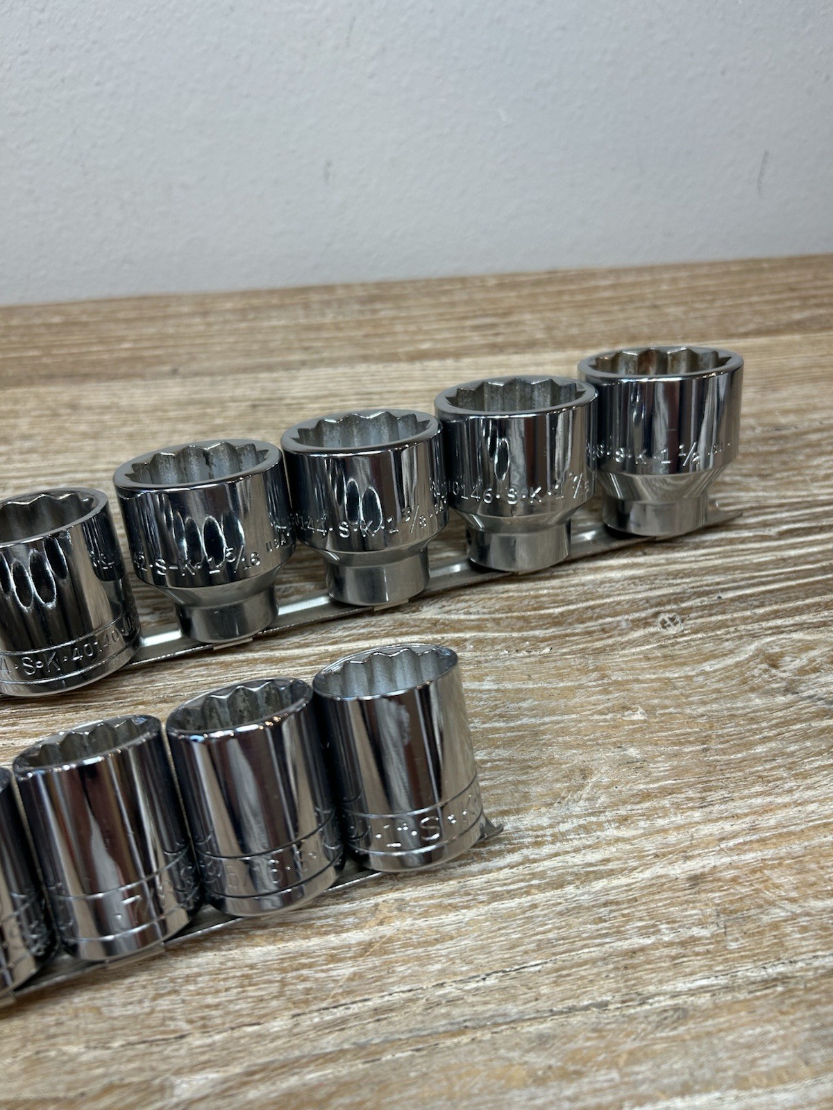 SK Tools VTG 18 Piece 1/2″ Drive, 12 Point, 3/8″ to 1-1/2″ Shallow Socket Set