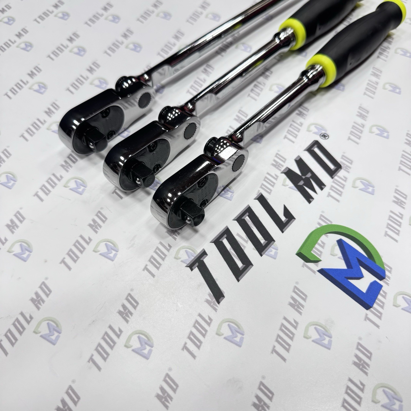 Snap-on Tools USA NEW HI VIZ YELLOW 3/8″ Drive Multi-Position Ratchet Set FH80MP