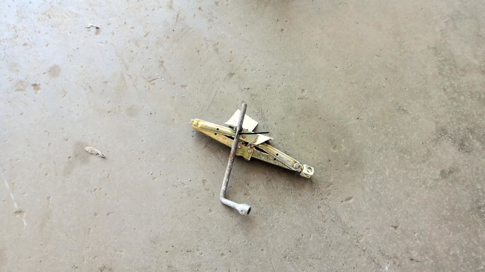 ACCORD 1991 Tools 723127