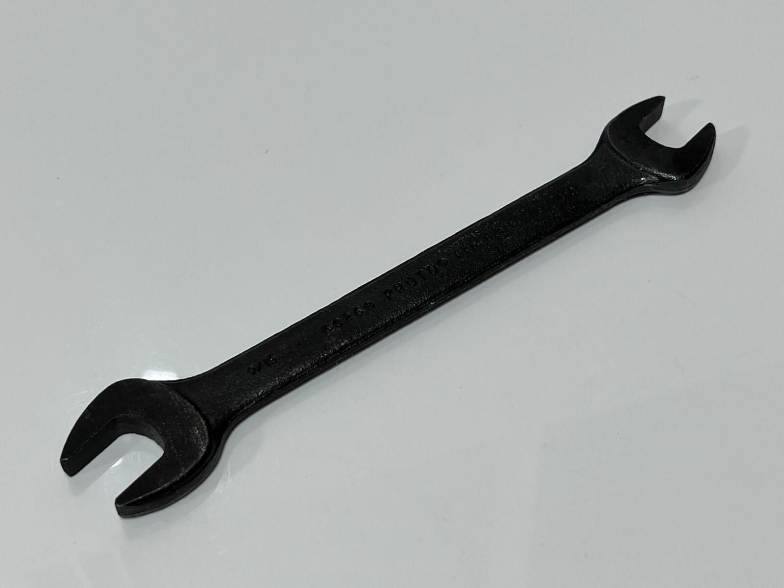 Proto PROFESSIONAL USA 3026B 9/16″ X 1/2″ SAE Double Open End Wrench, Black Ind.