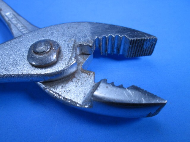 Vintage OTC OWATONNA TOOL CO Slip Joint Pliers No. 712 – 6-1/2 in. ~Made in USA~
