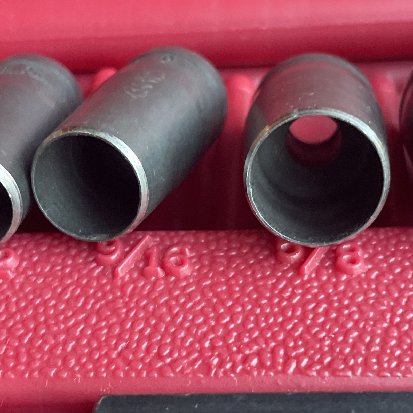 MAC Tools USA GC950 11pc (Complete) Gasket Cutter Set in Red Hard Case