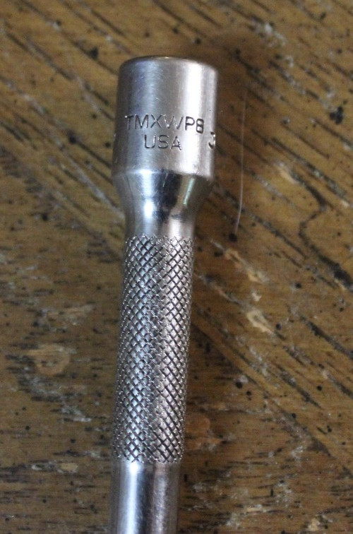 Snap-on Tools TMXWP8 1/4″ Drive 8″ long Chrome Wobble Knurled Socket Extension