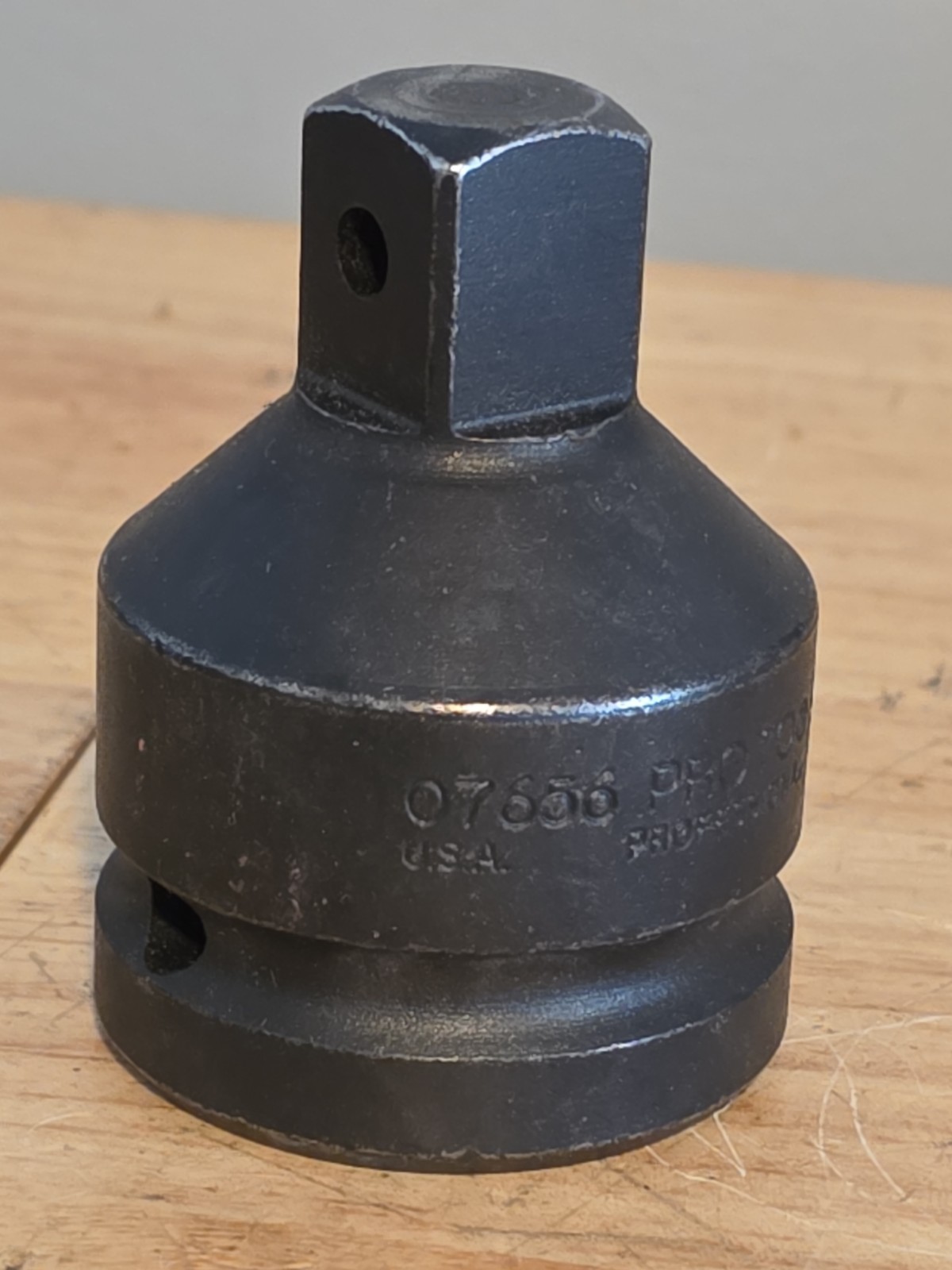 Proto Pro 07656 Impact Socket Adapter 1″ Female 3/4″ Male Black Oxide
