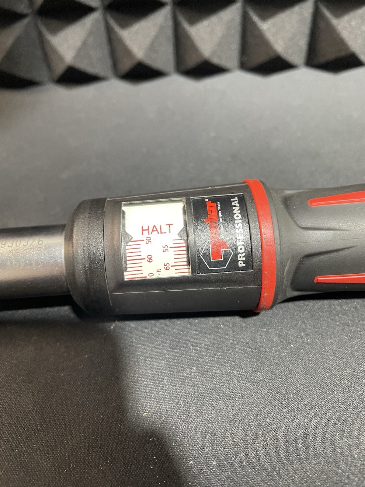 Norbar Pro 300 1/2″ Industrial Click Torque Wrench 50-220 lb-ft Mushroom Head