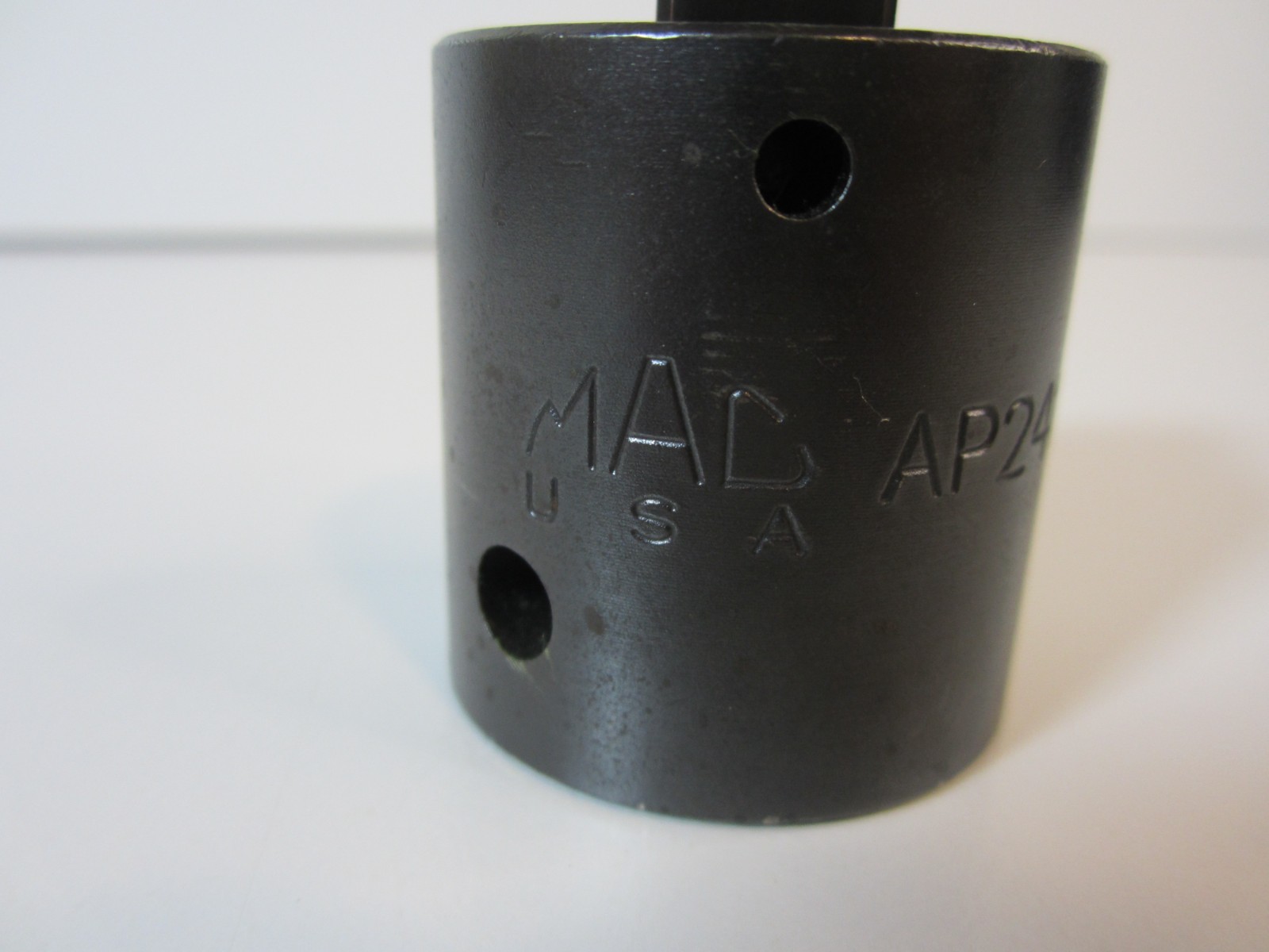 MAC TOOLS AP2416RB, 2-piece, 3/4″-Drive – Female x 1/2″-Drive Impact Adapter USA