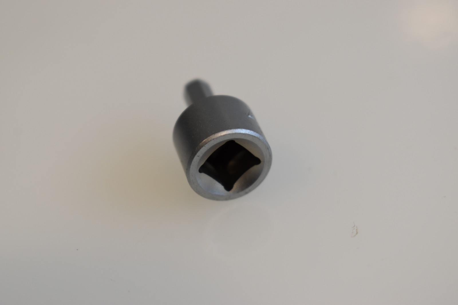 Blue Point Tool BLPTHSM144 4mm Stubby Tamper Resistant Hex Bit Socket 1/4″ Drive