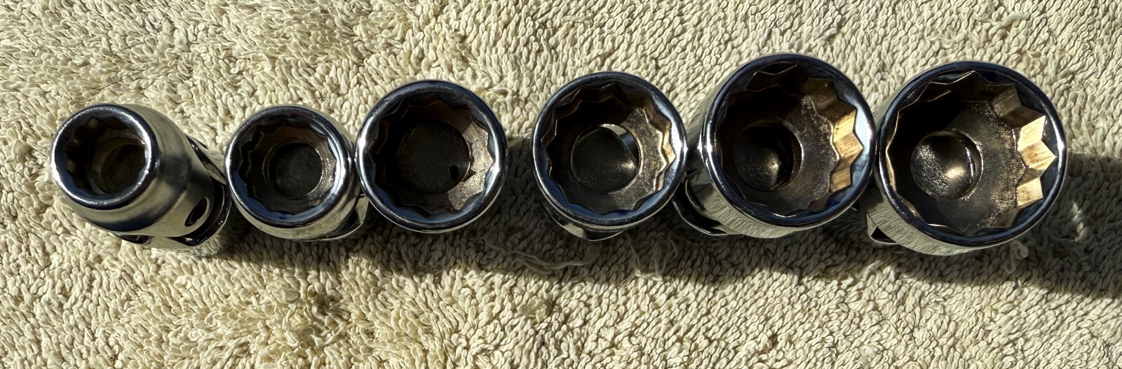 VINTAGE 6 PIECE CONTINENTAL INTERNATIONAL 12 PT 3/8 IN DRIVE SWIVEL SOCKETS