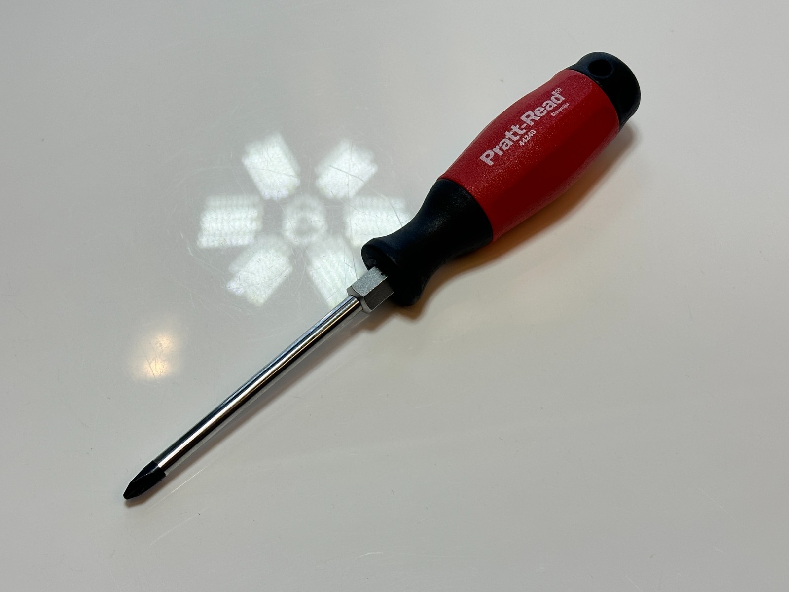 NEW PRATT-READ Tools (Rare) Red Black Hard Grip Phillips Screwdriver (Slovenija)