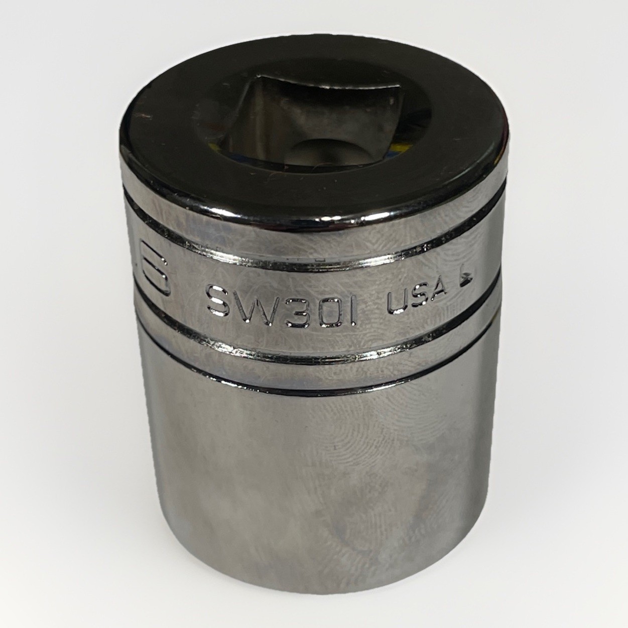 Snap-on 15/16 SAE 1/2 Drive 12 Point Shallow Chrome Socket USA SW301 Brand New