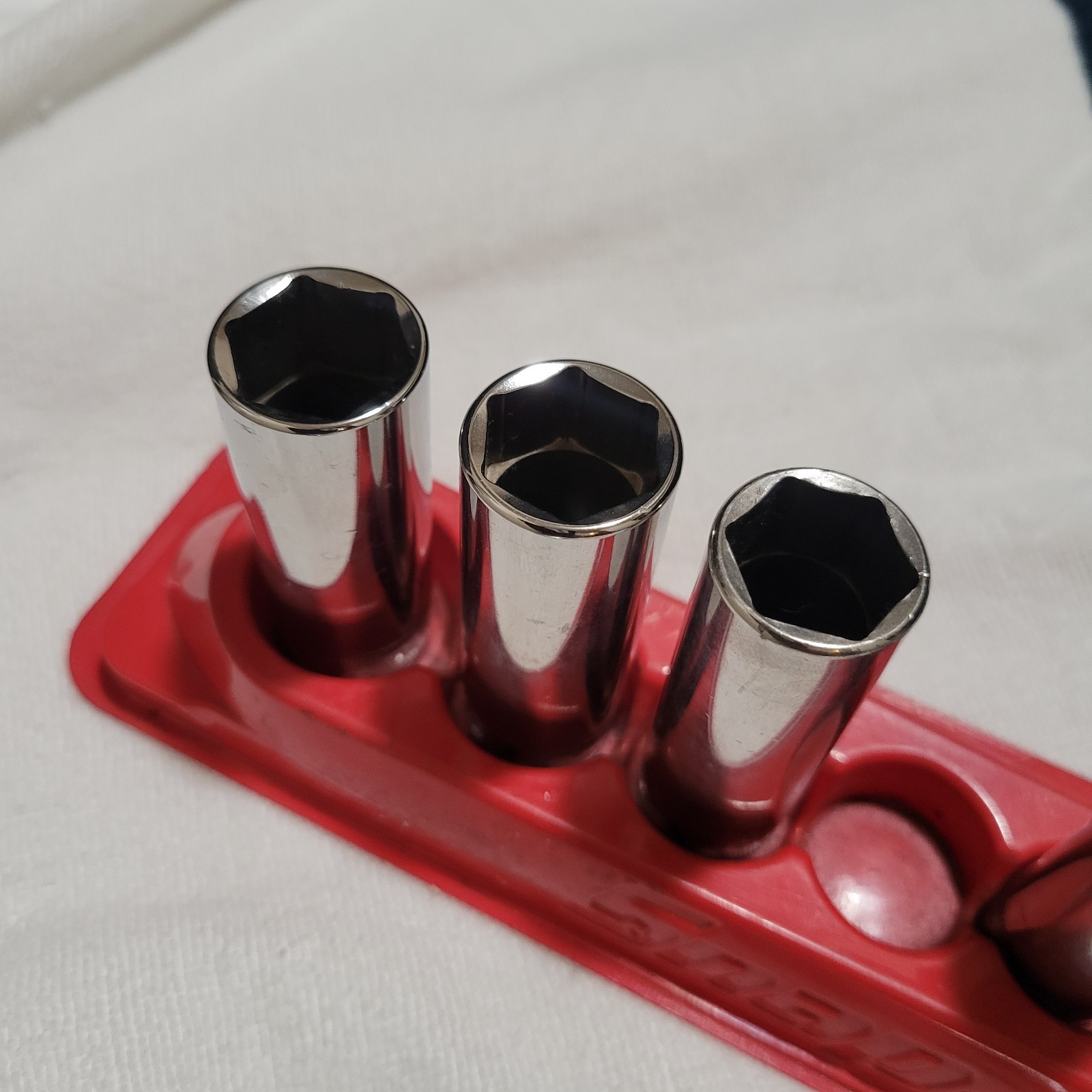 Snap-On SFM 9mm-19mm 3/8″ Drive 11 Pieces 6-Points Metric Deep Socket Set (Used)
