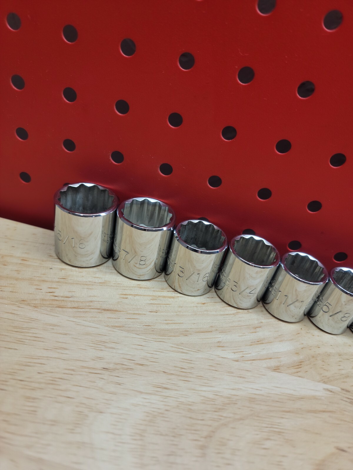 Proto 3/8″ Drive 7/16″ – 15/16″ SAE 9-Piece 12-Point Shallow Chrome Socket Set