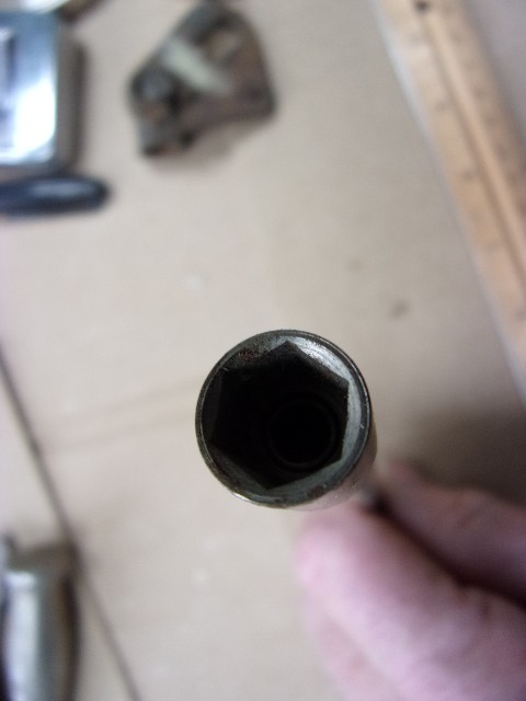 5/16 THUMB BOLT NUT STARTER TOOL