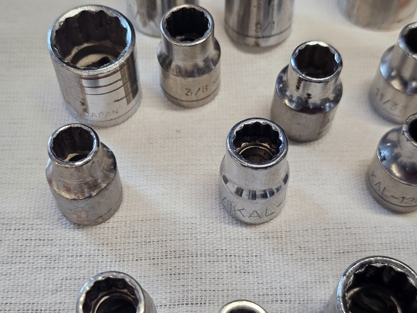 34 Kal 3/8″ 1/4″ Drive Sae Socket Set Ratchet 11/16 5/8 1/2 7/16 5/16 Japan USA