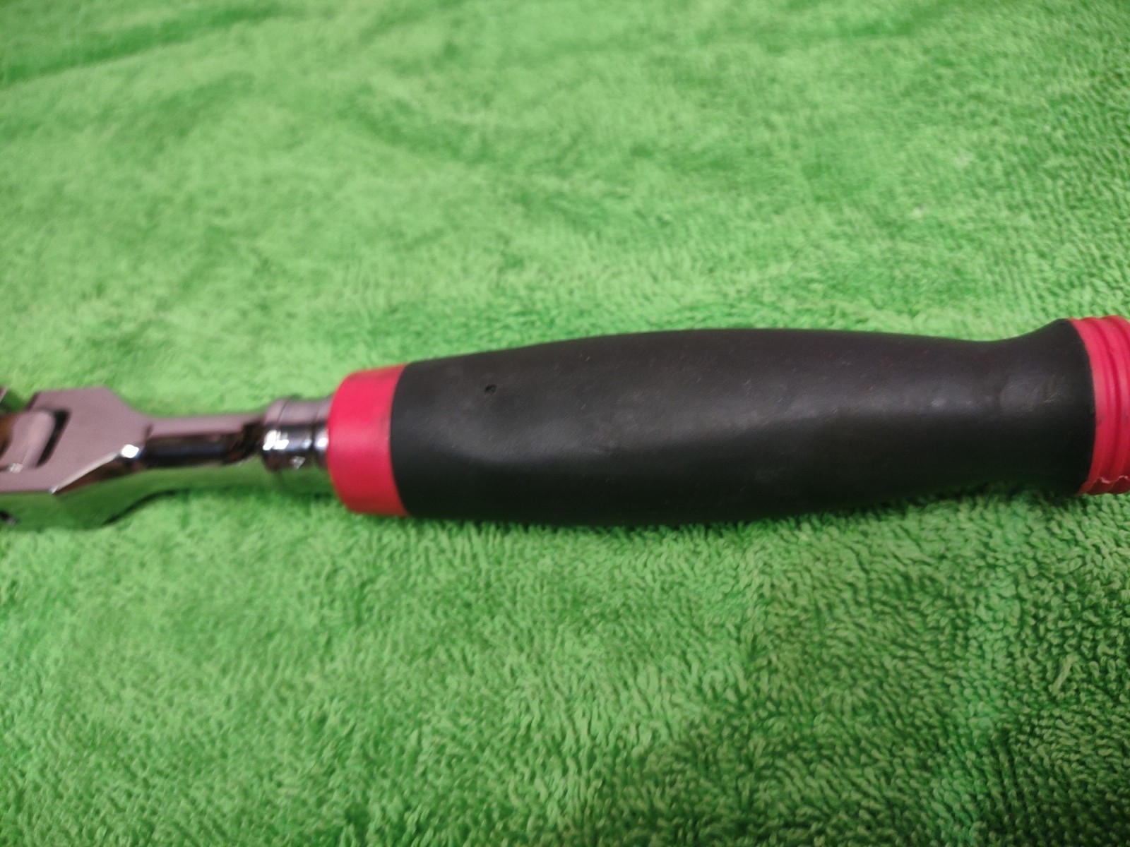 New!!! Snap-On Tools STYLE 3/8″ Drive 100 Tooth Soft Grip Flex Ratchet FHF100