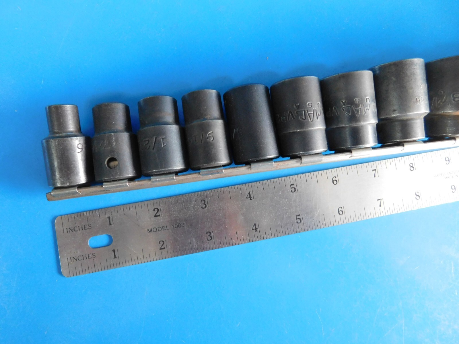 USED, MAC 1/2 IN. DR. SHORT SOCKETS (3/8 THRU 1-1/16 IN.) & 1-3/16, 1-1/2 IN