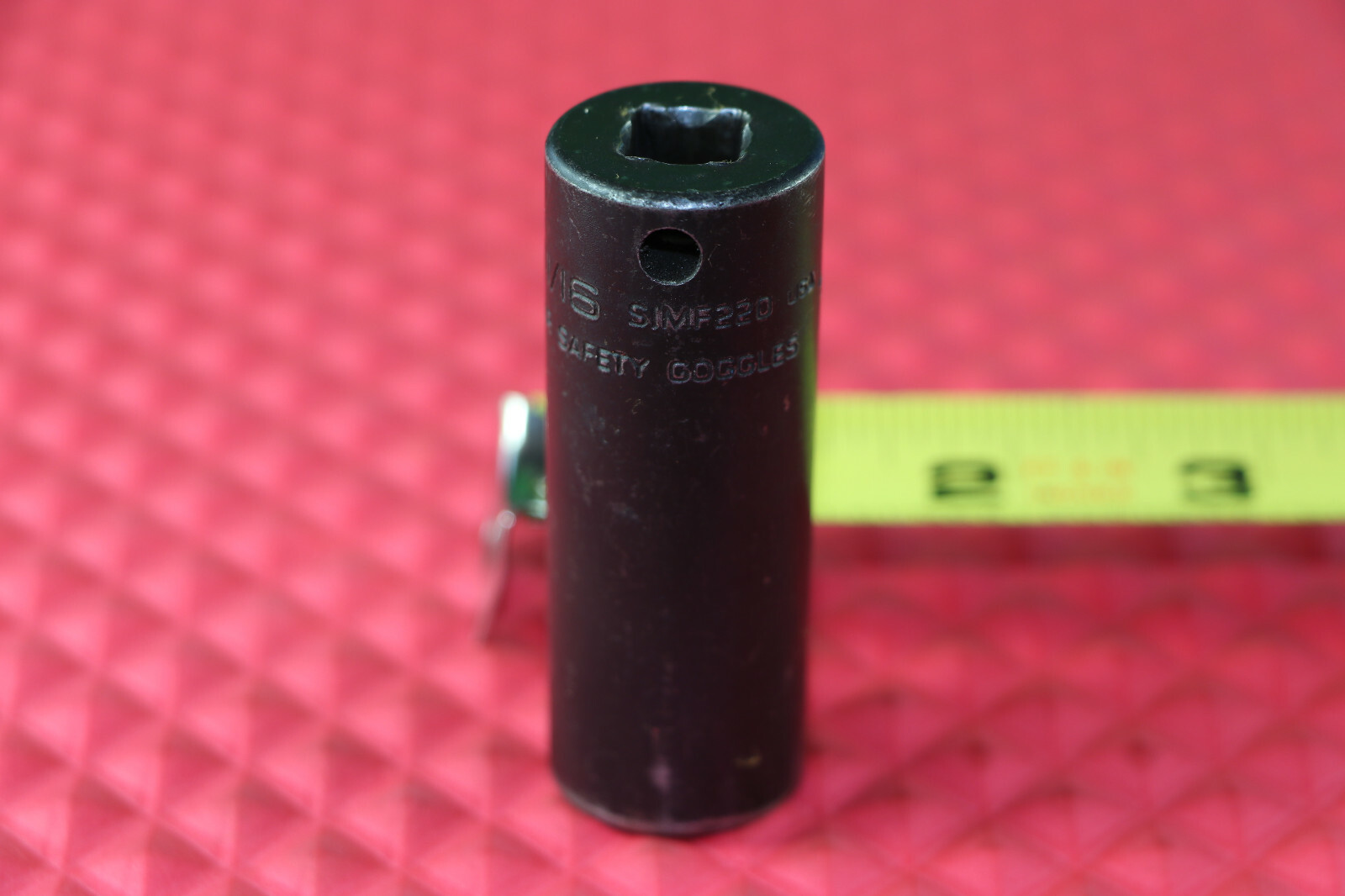 Snap-On Tools 11/16» SAE 3/8» Drive 6 Point Impact Deep Socket SIMF220 USA