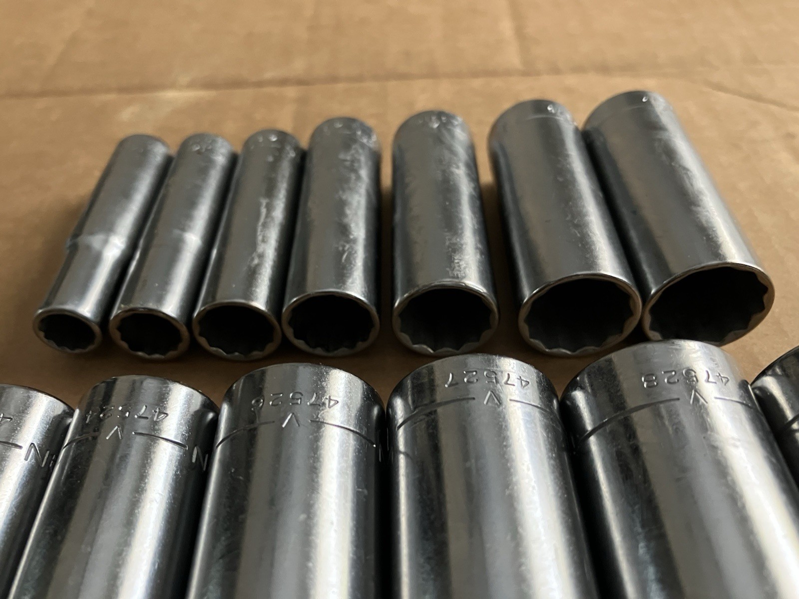 Craftsman Vintage SAE 16-Piece Deep 1/2in.+ 3/8in. Drive 12-Point Socket Set