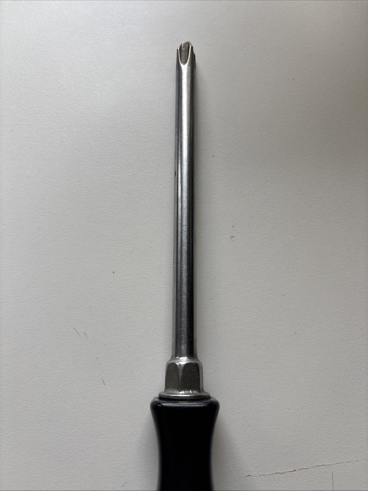 Snap-on SSDP64 No. 4 Phillips Head Screwdriver Black Hard Handle 10.5″ 🇺🇸