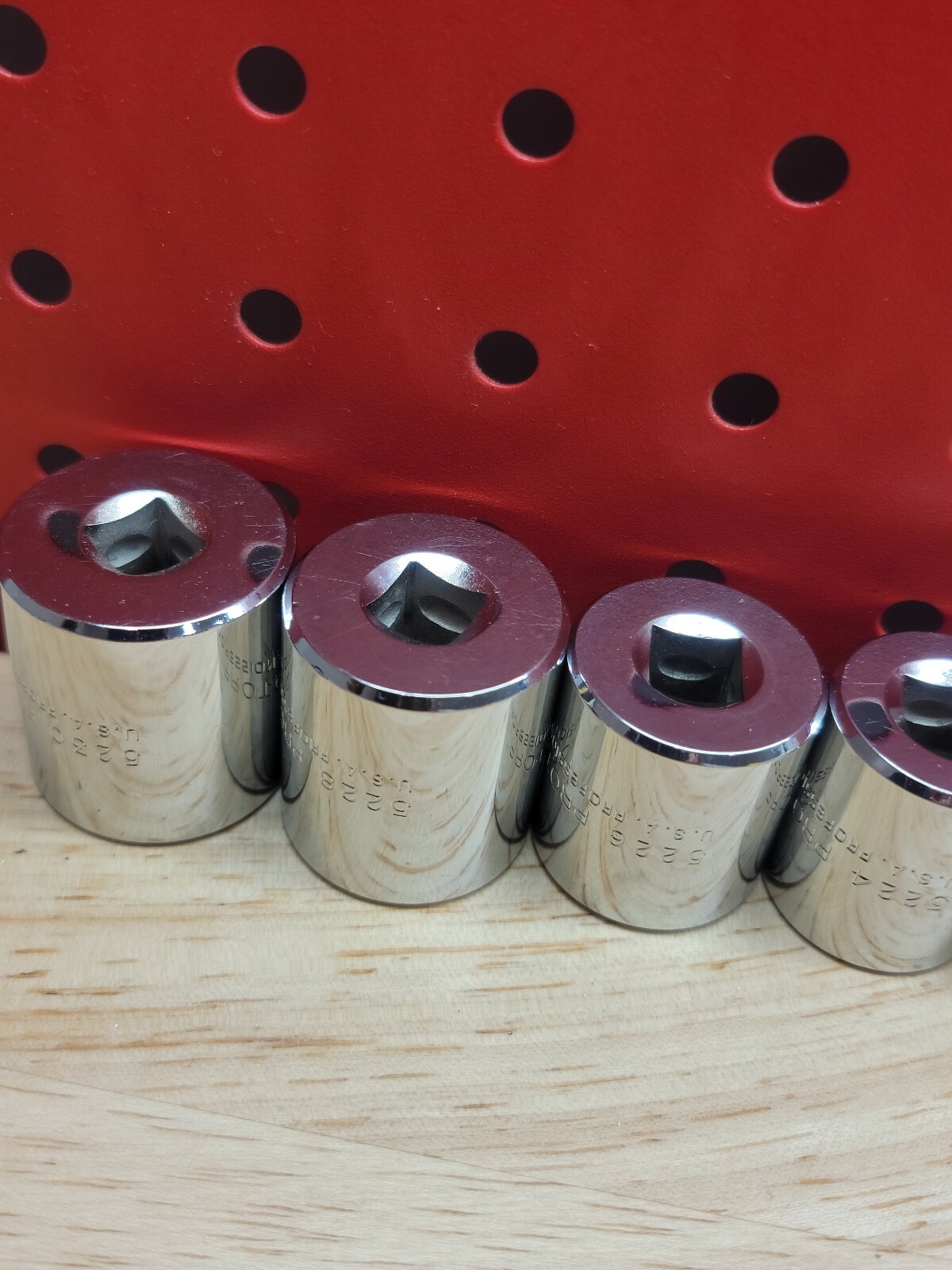 Proto 3/8″ Drive 7/16″ – 15/16″ SAE 9-Piece 12-Point Shallow Chrome Socket Set