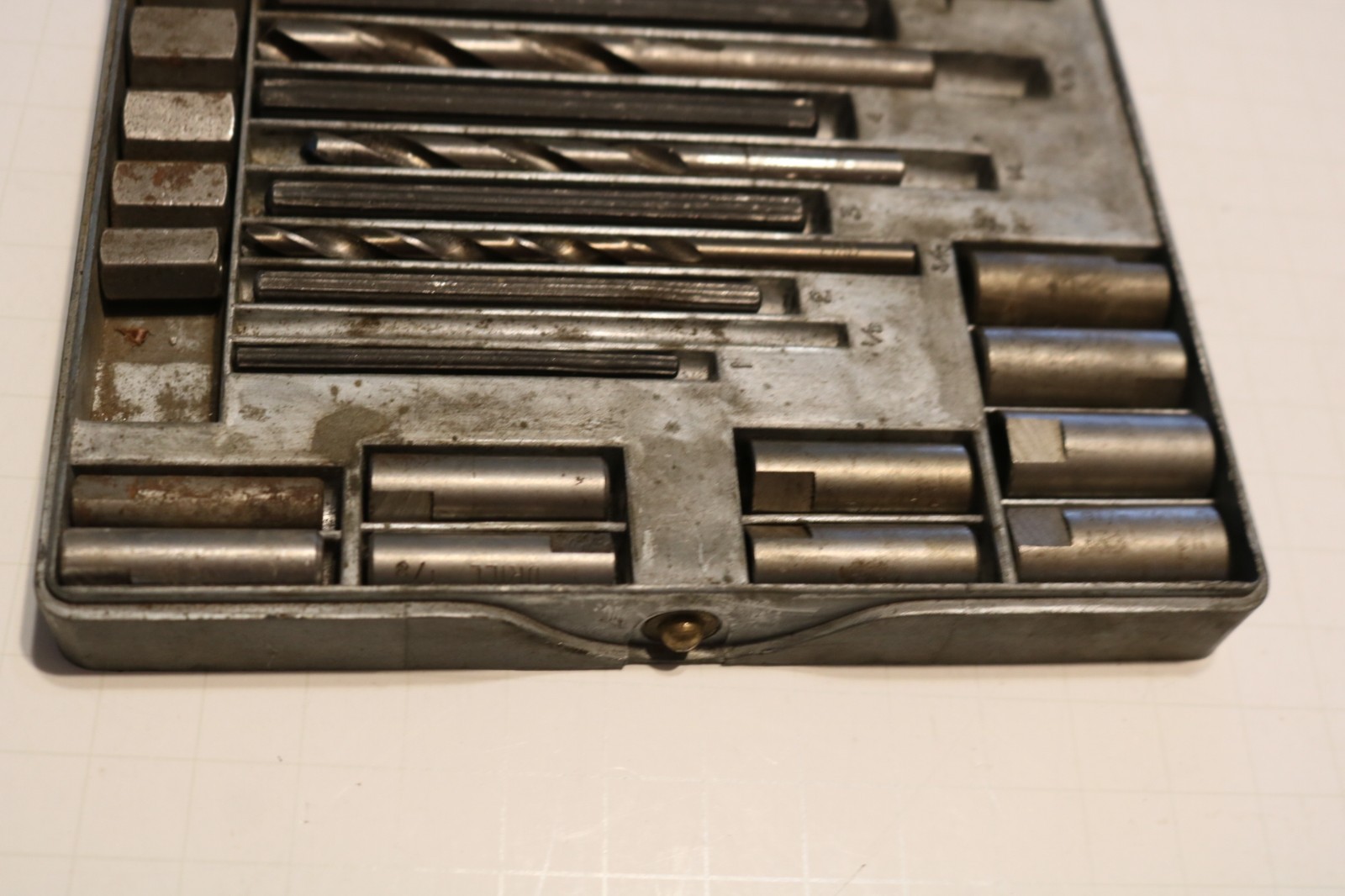 Ridgid Lone Rip Screw Extractors Set No. 10 Original Metal Case Elyria Ohio