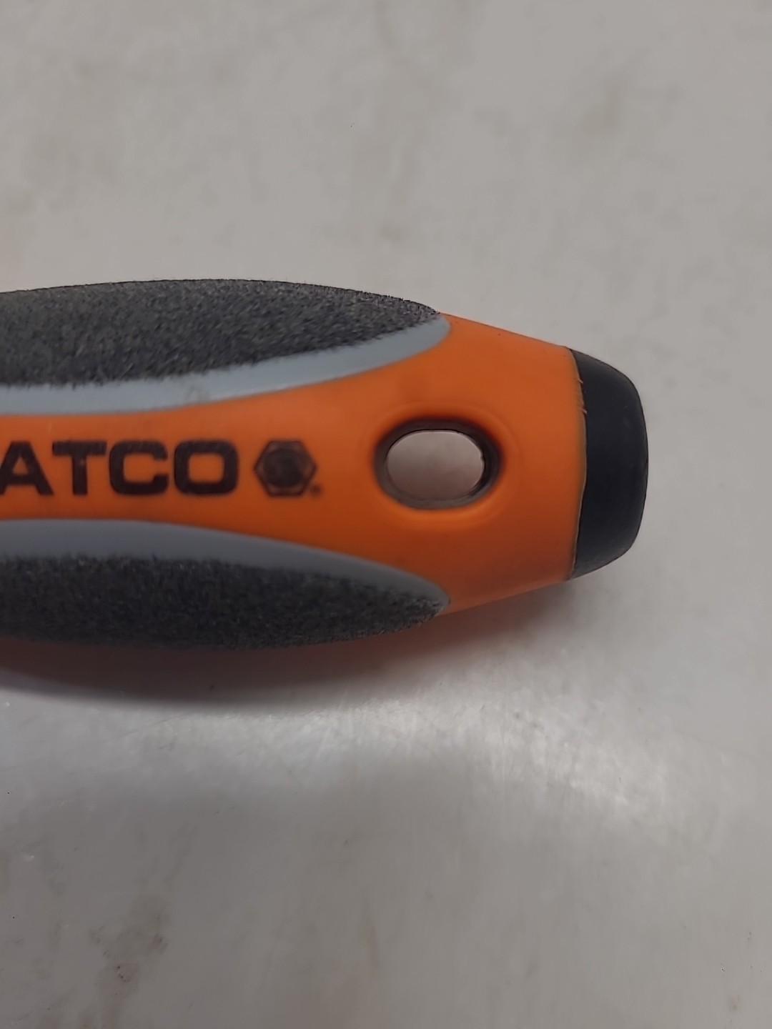 Matco Tools SPTOGR8C Torx Screwdriver T8 x 3-1/2″ Shaft Non-slip – Germany