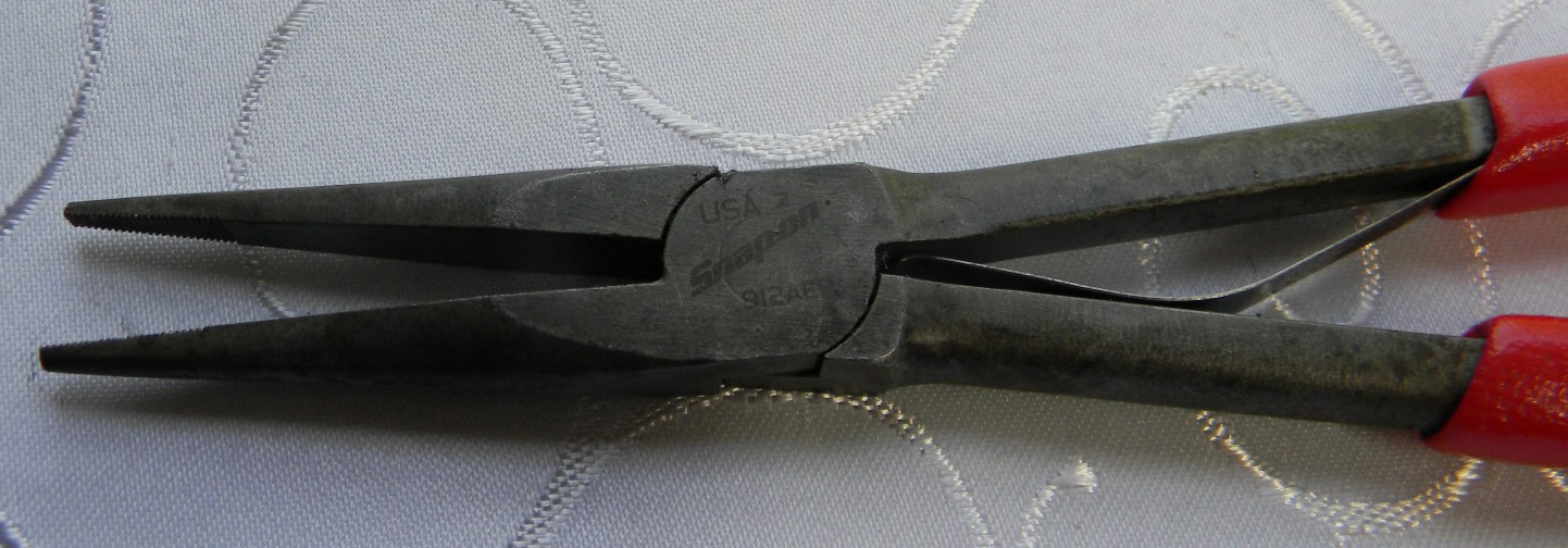 SNAP-ON 11″ LONG RED VINYL GRIP NEEDLE NOSE PLIERS #912AEP MADE IN THE USA