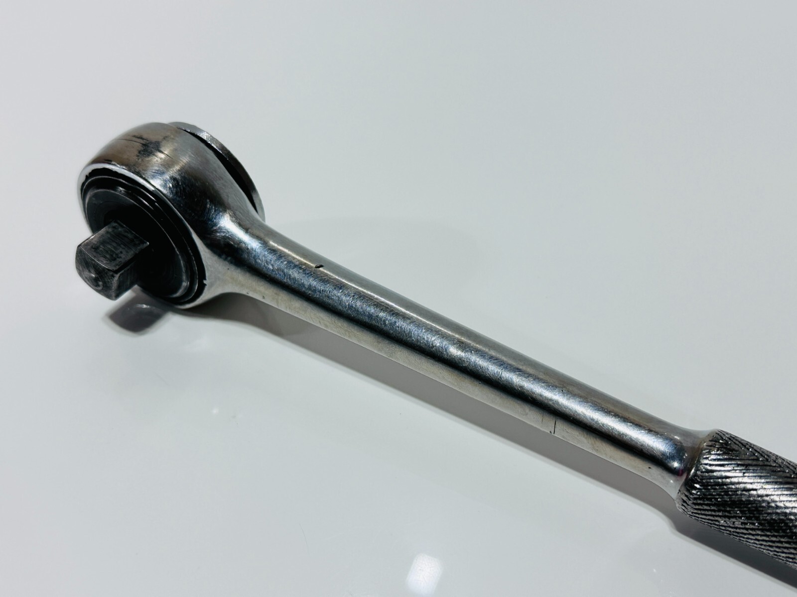 John Deere Tools USA Made TY3168 1/2″ Drive Ratchet – 10″ Long – Knurled Handle